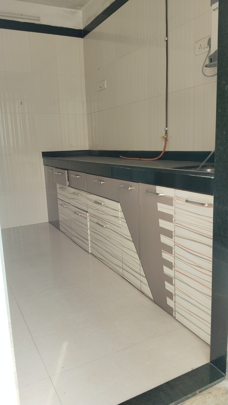 Kitchen, cosmos-the-magestic 3 Bedroom 1125 Sq.Ft. Apartment In Prabhadevi Mumbai 9443994