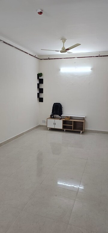 Furnished Amenities in 2 BHK Apartment at Signature Global Prime, Sector 63a – for Rent