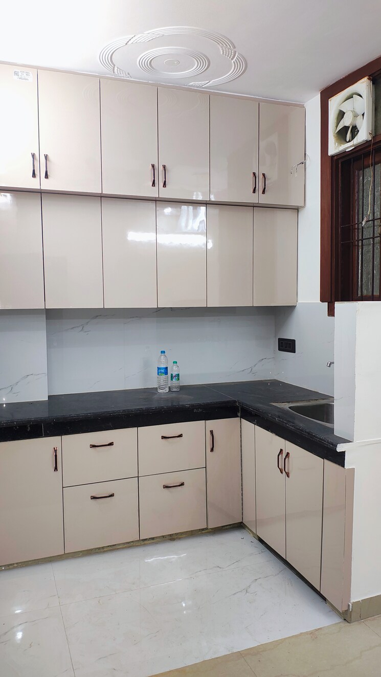 Kitchen, pratap-vihar-gda-flats 2 Bedroom 850 Sq.Ft. Builder Floor In Pratap Vihar Ghaziabad 9443940