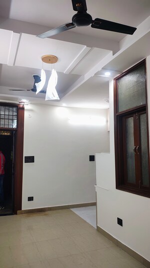 Room in 2 BHK Builder Floor at Pratap Vihar GDA Flats, Pratap Vihar – for Sale