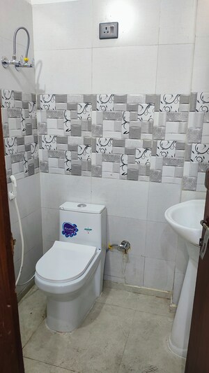 Bathroom in 2 BHK Builder Floor at Pratap Vihar GDA Flats, Pratap Vihar – for Sale