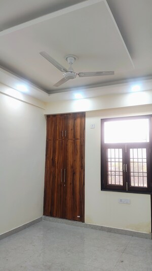 Room in 3 BHK Builder Floor at Pratap Vihar GDA Flats, Pratap Vihar – for Sale
