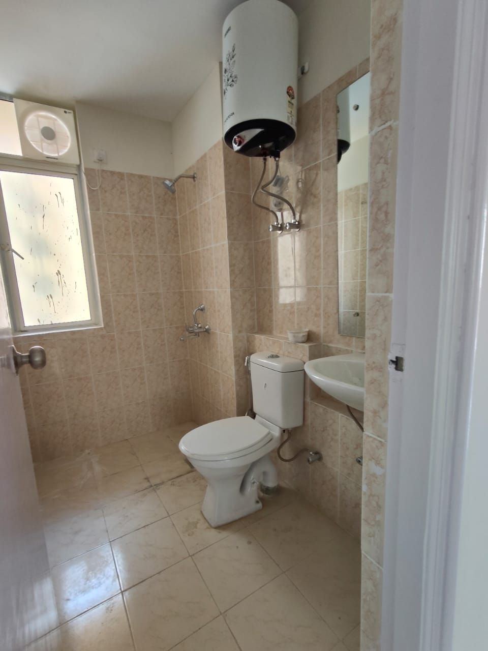Bathroom, mrg-the-balcony 2 Bedroom 645 Sq.Ft. Apartment In Sector 93 Gurgaon 9444034