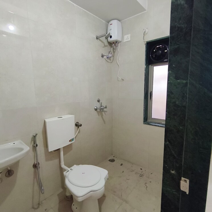 Bathroom, hiranandani-estate 1 Bedroom 430 Sq.Ft. Apartment In Hiranandani Estate Thane 9444129