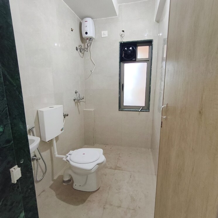 Bathroom, hiranandani-estate 1 Bedroom 430 Sq.Ft. Apartment In Hiranandani Estate Thane 9444129