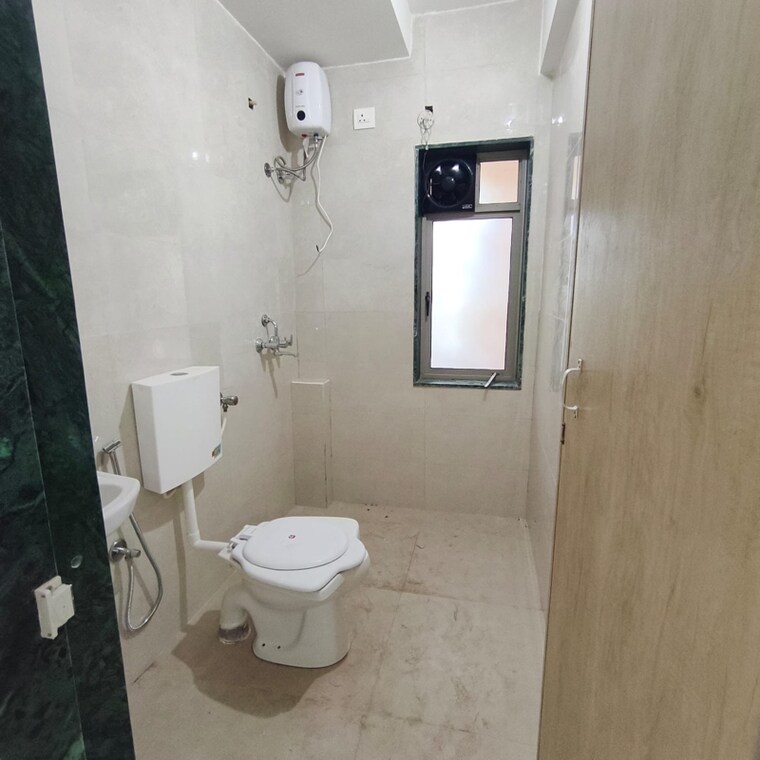 Bathroom, hiranandani-estate 1 Bedroom 430 Sq.Ft. Apartment In Hiranandani Estate Thane 9444129