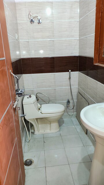 Bathroom in 2 BHK Builder Floor at Pratap Vihar GDA Flats, Pratap Vihar – for Sale