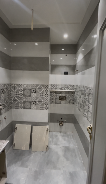 Kitchen in 3 BHK Builder Floor at Indrapuram – for Sale