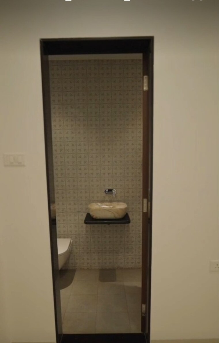 Bathroom, kalpataru-blossoms 3 Bedroom 1100 Sq.Ft. Apartment In Sinhagad Road Pune 9444228