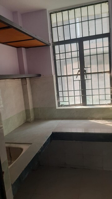 Balcony in 1.5 BHK Apartment at Sector 10 Greater Noida – for Rent