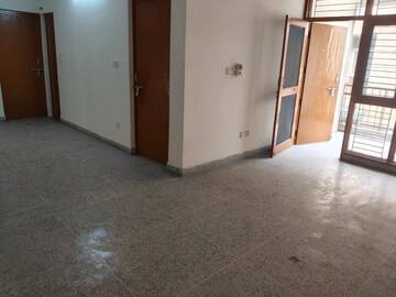 Building Lobby in 3 BHK Apartment at Dwarka Mor – for Rent