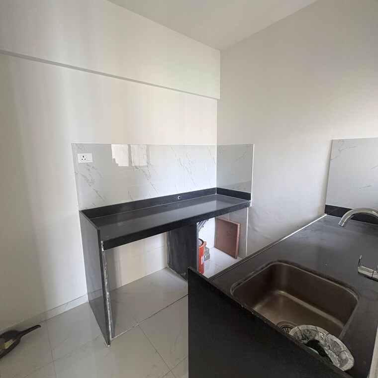 Kitchen, runwal-gardens-phase-3 1 Bedroom 446 Sq.Ft. Apartment In Kalyan Shilphata Road Thane 9444370