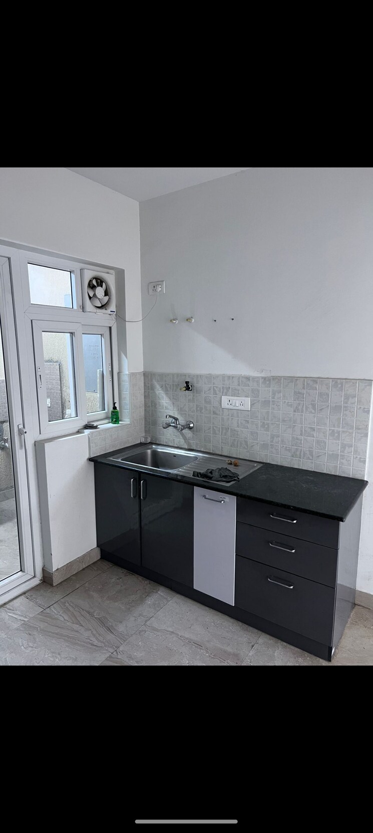 Kitchen, sterling-ascentia 3 Bedroom 1591 Sq.Ft. Apartment In Bellandur Bangalore 9444375