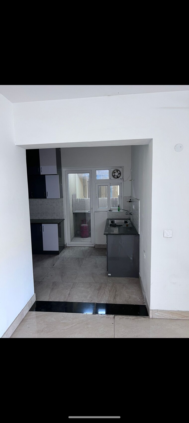 Kitchen, sterling-ascentia 3 Bedroom 1591 Sq.Ft. Apartment In Bellandur Bangalore 9444375