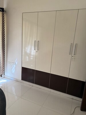 Room in 3 BHK Apartment at Acme Ozone, Manpada – for Rent