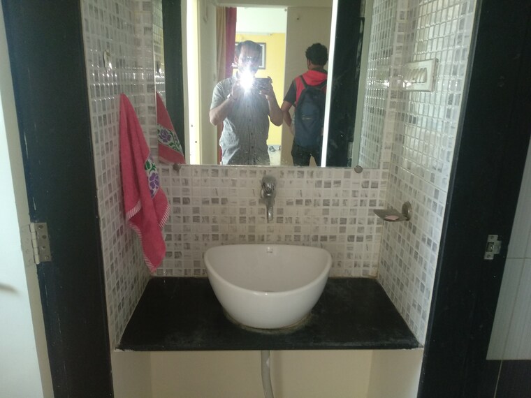 Bathroom, goel-ganga-amrut-ganga 1 Bedroom 600 Sq.Ft. Apartment In Sinhagad Pune 9444372