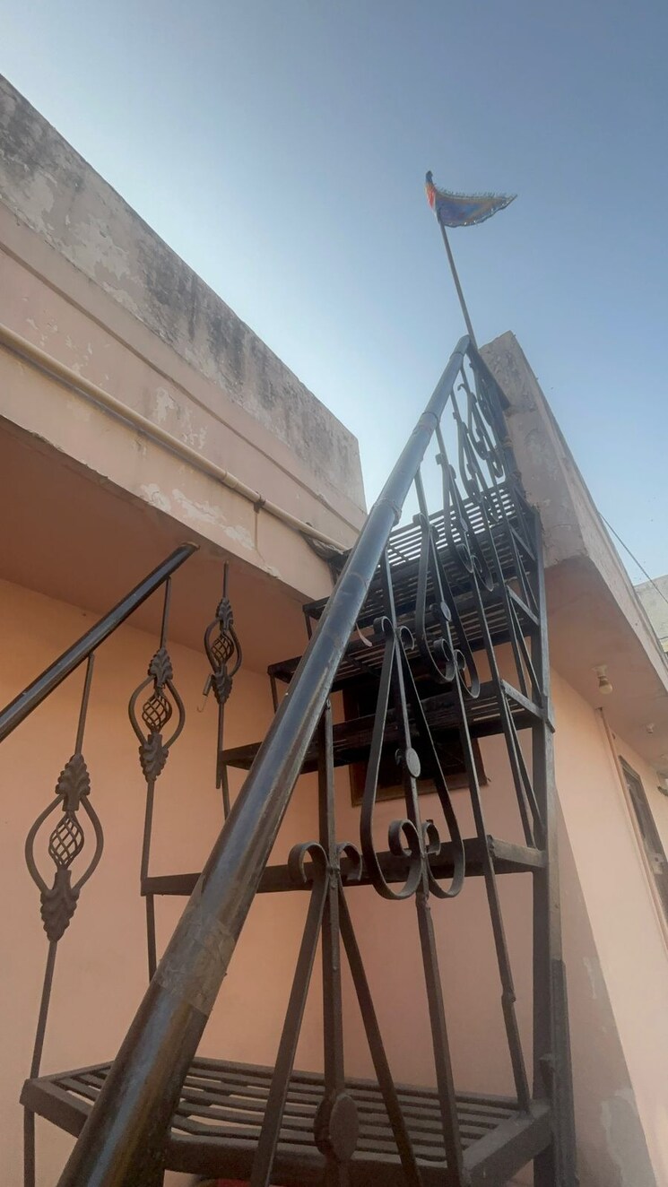 Exterior View, shalimar bagh 2 Bedroom 900 Sq.Ft. Builder Floor In Shalimar Bagh Delhi 9444415