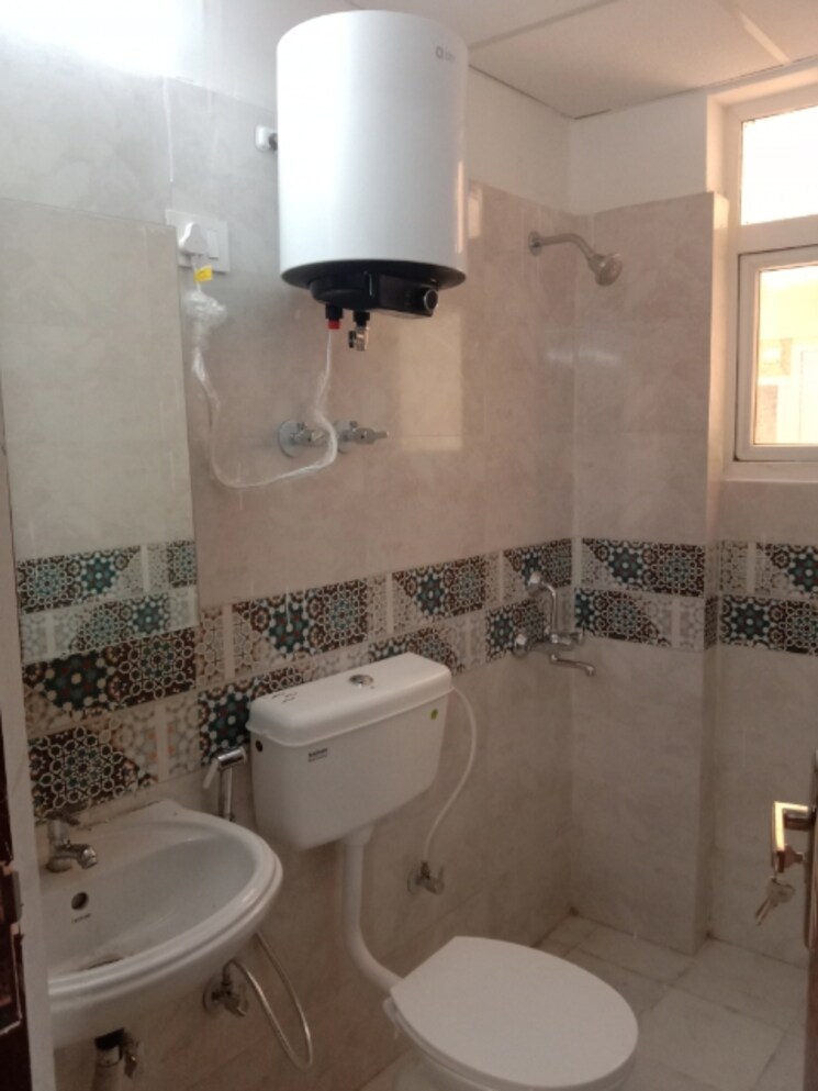 Bathroom, signature-global-prime 2 Bedroom 834 Sq.Ft. Apartment In Sector 63a Gurgaon 9444580