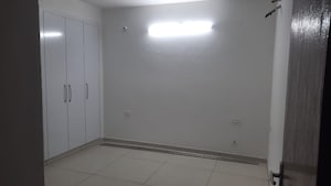 Room in 3 BHK Apartment at Motia Royal Estate, Lohgarh – for Rent