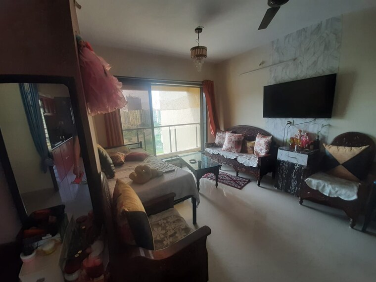 Living Room, paradise-sai-pearls 3 Bedroom 1680 Sq.Ft. Apartment In Kharghar Navi Mumbai 9444579