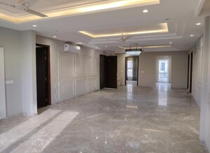 Living Room in 4 BHK Apartment at Aradhya Homes, Sector 67a – for Rent