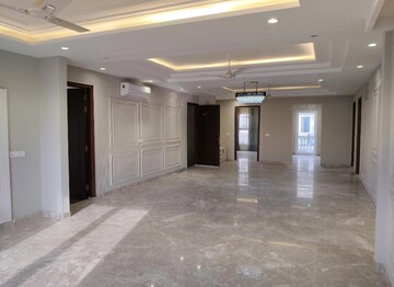 Living Room in 4 BHK Apartment at Aradhya Homes, Sector 67a – for Rent