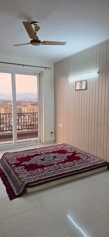 Bedroom in 3 BHK Apartment at Mona Greens, Ghazipur – for Rent