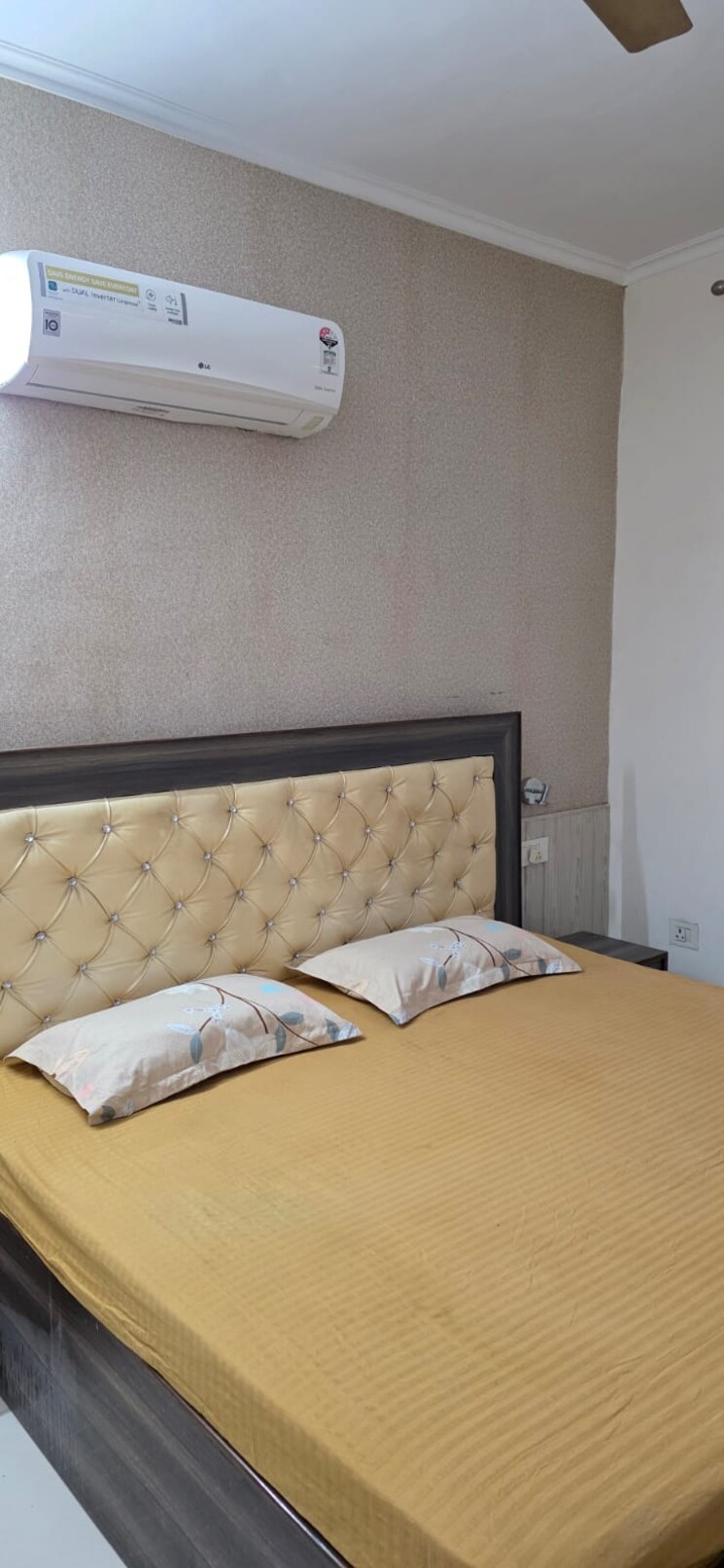 Bedroom, mona-greens 3 Bedroom 1850 Sq.Ft. Apartment In Ghazipur Zirakpur 9444820