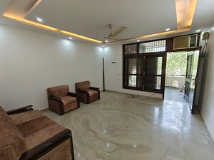 3 BHK Builder Floor For Rent in Defence Colony
