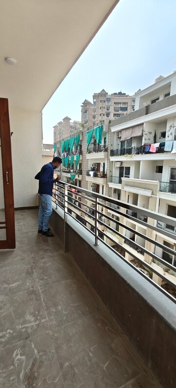 Balcony in 3 BHK Builder Floor at RPS Palm Drive, Sector 88 – for Rent