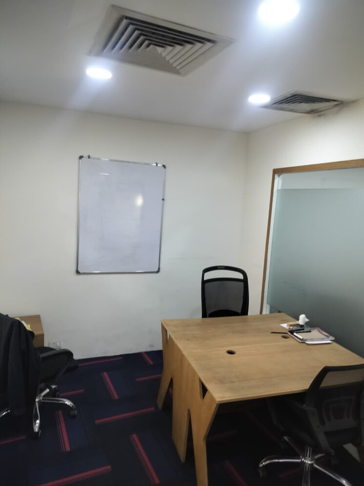 Team Area, fairfox-eon Commercial Office Space 520 Sq.Ft. In Sector 140a Noida 9445129