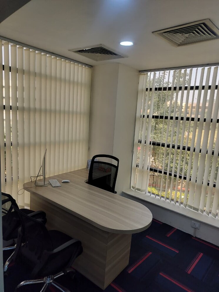 Team Area, fairfox-eon Commercial Office Space 520 Sq.Ft. In Sector 140a Noida 9445129