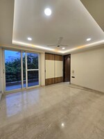 4 BHK + Servant Room 2800 Sq.Ft. Builder Floor in Sushant Lok I