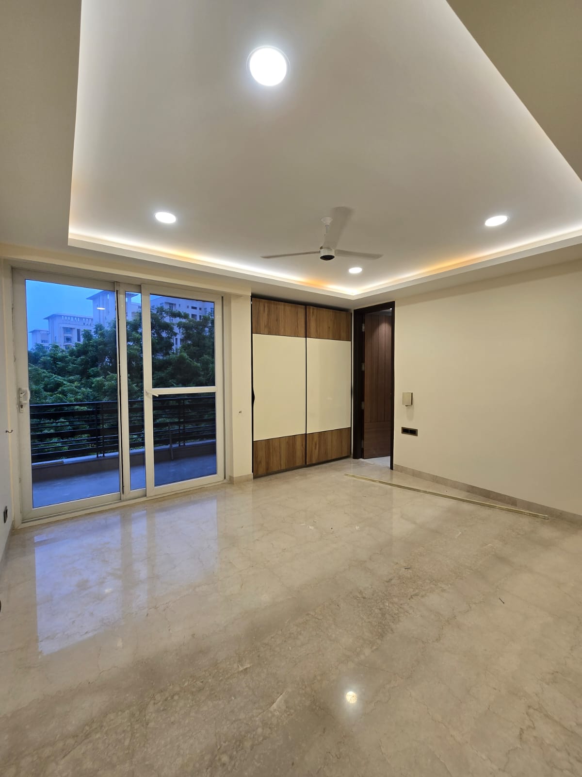 4 BHK + Servant Room Builder Floor For Rent in Sushant Lok I