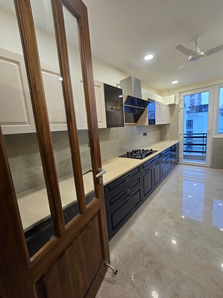 Balcony, sushant lok i 4 Bedroom 2800 Sq.Ft. Builder Floor In Sushant Lok I Gurgaon 9445127