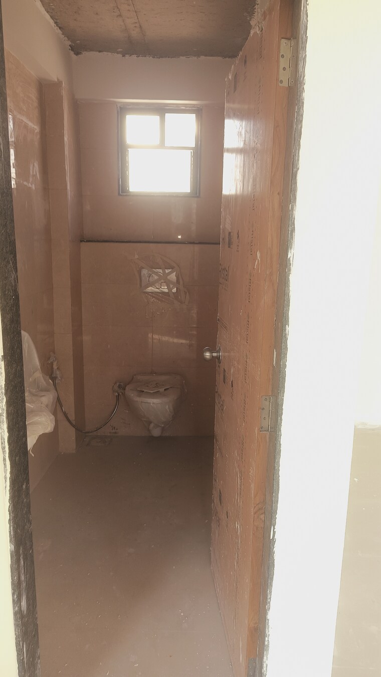 Floor Plan, mandarin-33-west-avenue Commercial Office Space 980 Sq.Ft. In Baner Pune 9445207