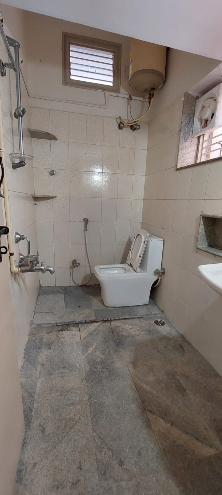Bathroom, arekere 3 Bedroom 2400 Sq.Ft. Independent House In Arekere Bangalore 9445242