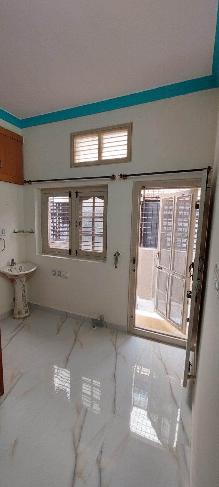 Room, arekere 3 Bedroom 2400 Sq.Ft. Independent House In Arekere Bangalore 9445242