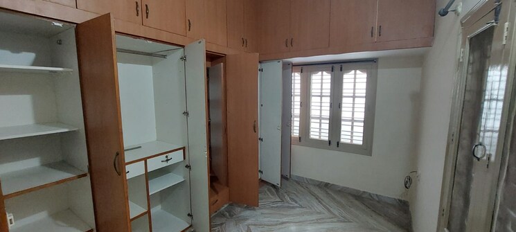 Room, arekere 3 Bedroom 2400 Sq.Ft. Independent House In Arekere Bangalore 9445242