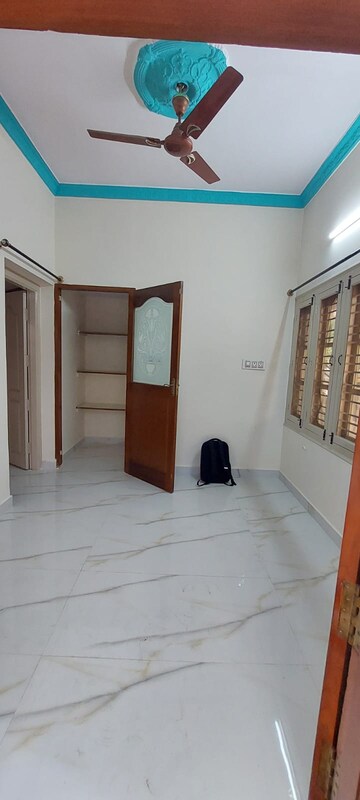 Room in 3 BHK Independent House at Arekere – for Rent