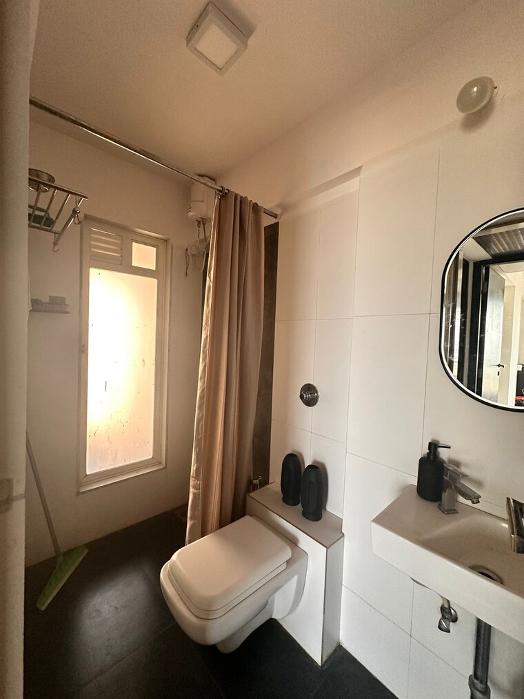 Bathroom, gurukrupa-marina-enclave 2 Bedroom 619 Sq.Ft. Apartment In Malad West Mumbai 9445313