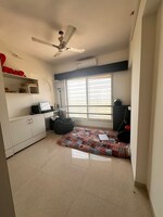 3 BHK + Extra Room 818 Sq.Ft. Apartment in Gurukrupa Marina Enclave