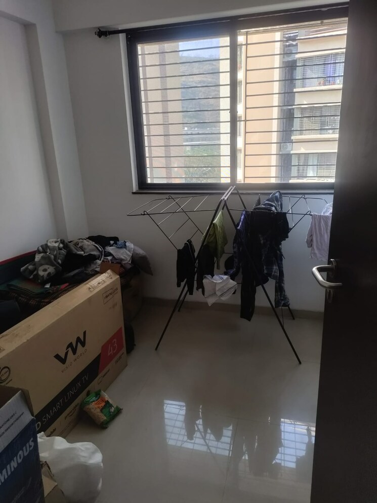 Team Area, pride-world-city-long-island 1.5 Bedroom 815 Sq.Ft. Apartment In Charholi Budruk Pune 9445374