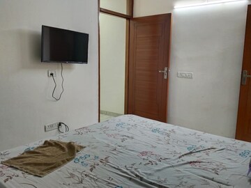 Bedroom in 2 BHK Apartment at Malviya Nagar – for Rent