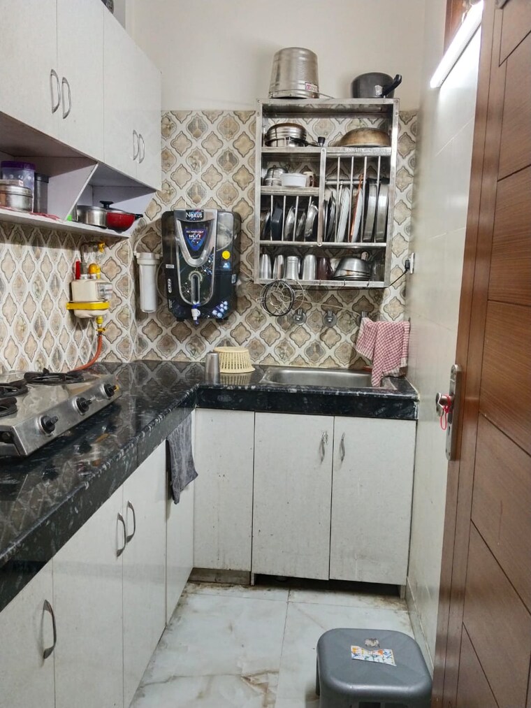 Kitchen, malviya nagar 2 Bedroom 1000 Sq.Ft. Apartment In Malviya Nagar Delhi 9445602
