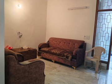 Living Room in 2 BHK Apartment at Malviya Nagar – for Rent