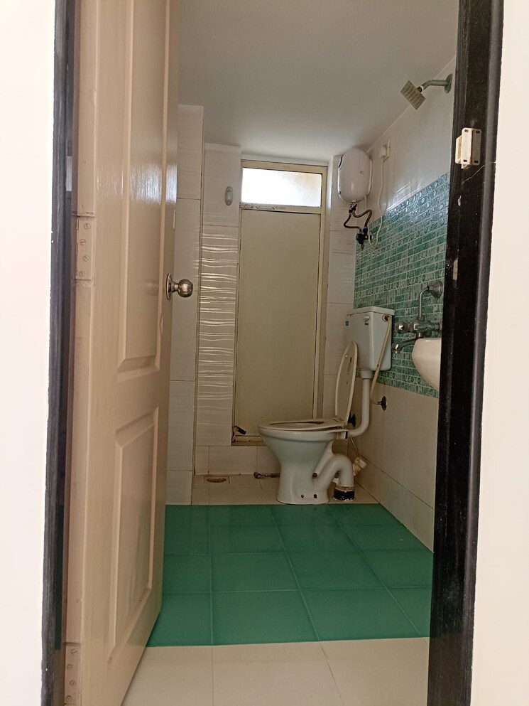 Bathroom, ganga wadi 2 Bedroom 660 Sq.Ft. Apartment In Ganga Wadi Mumbai 9445789