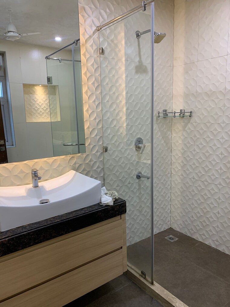 Bathroom, greater kailash ii 4 Bedroom 2500 Sq.Ft. Apartment In Greater Kailash ii Delhi 9445785