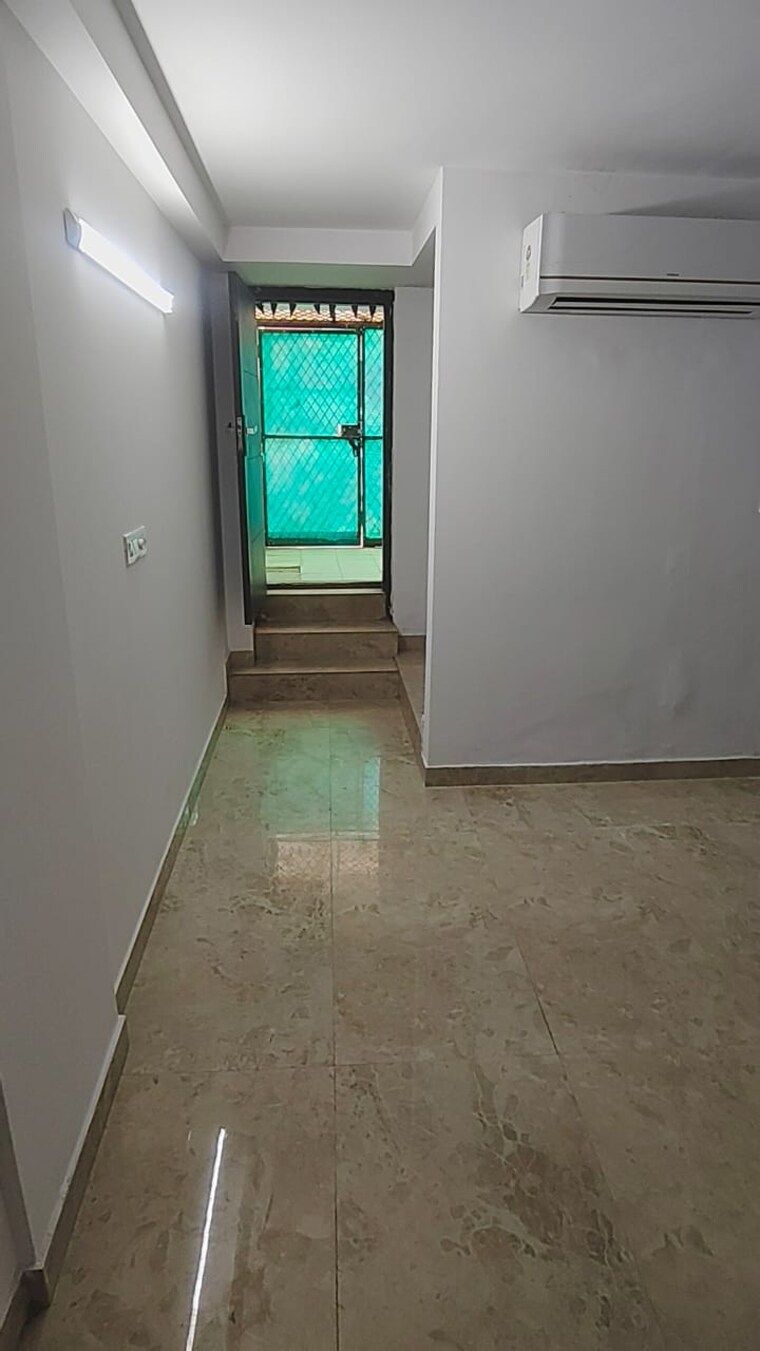 Room, malviya nagar 1 Bedroom 500 Sq.Ft. Apartment In Malviya Nagar Delhi 9445968
