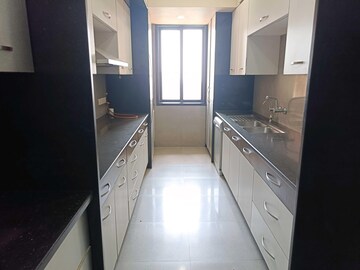 Building Lobby in 4 BHK Apartment at Kalpataru Horizon, Worli – for Sale